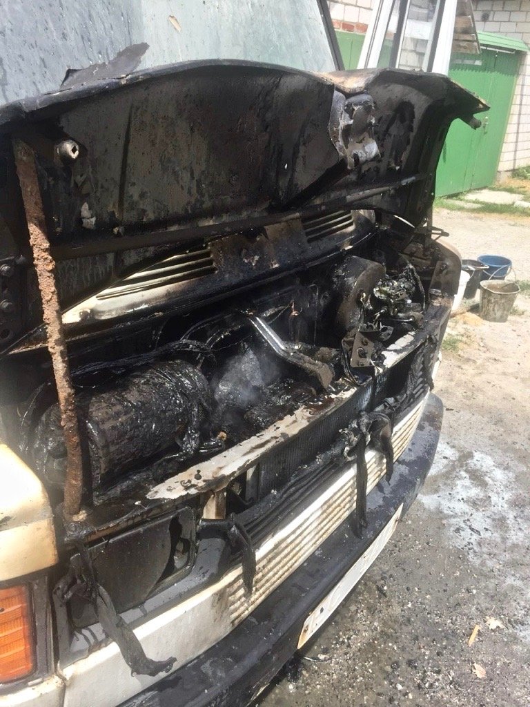 сгорело три автомобиля