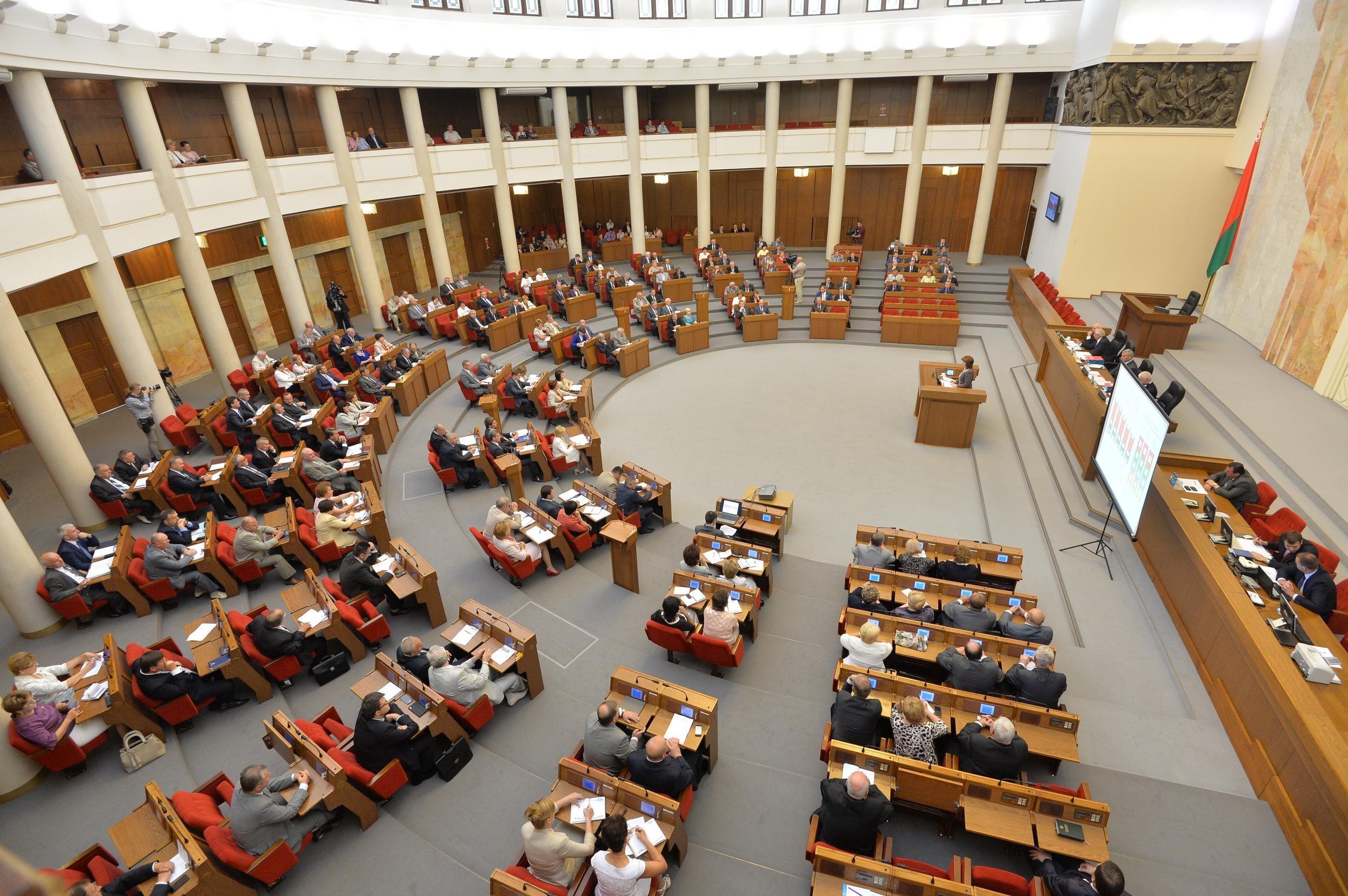 В Беларуси избрали депутатов Палаты представителей седьмого созыва (СПИСОК)