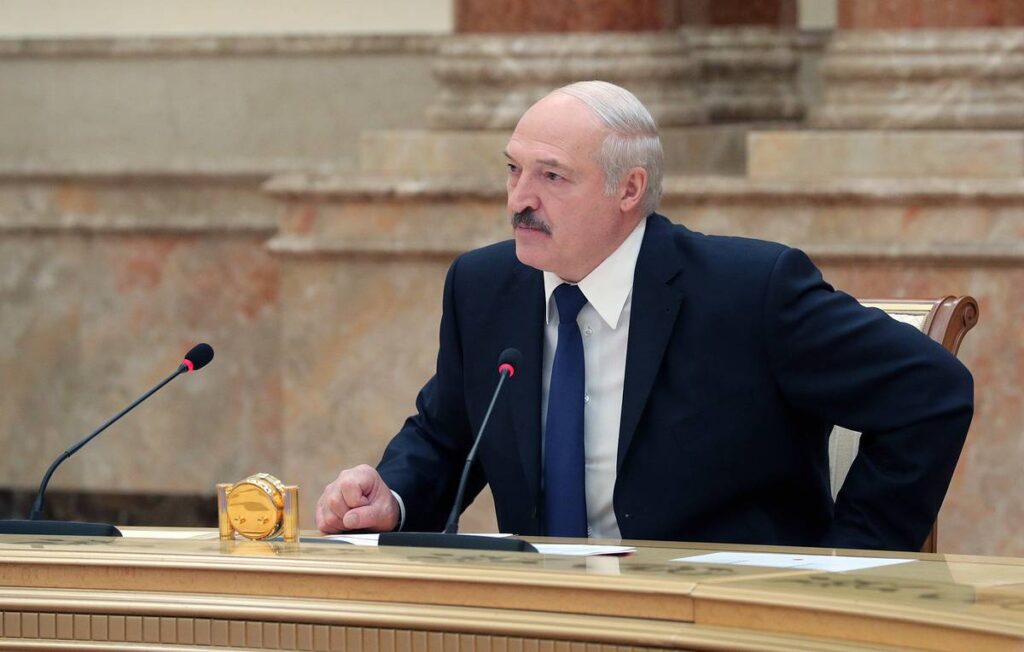 Лукашенко заявил о срыве "майдана" в стране