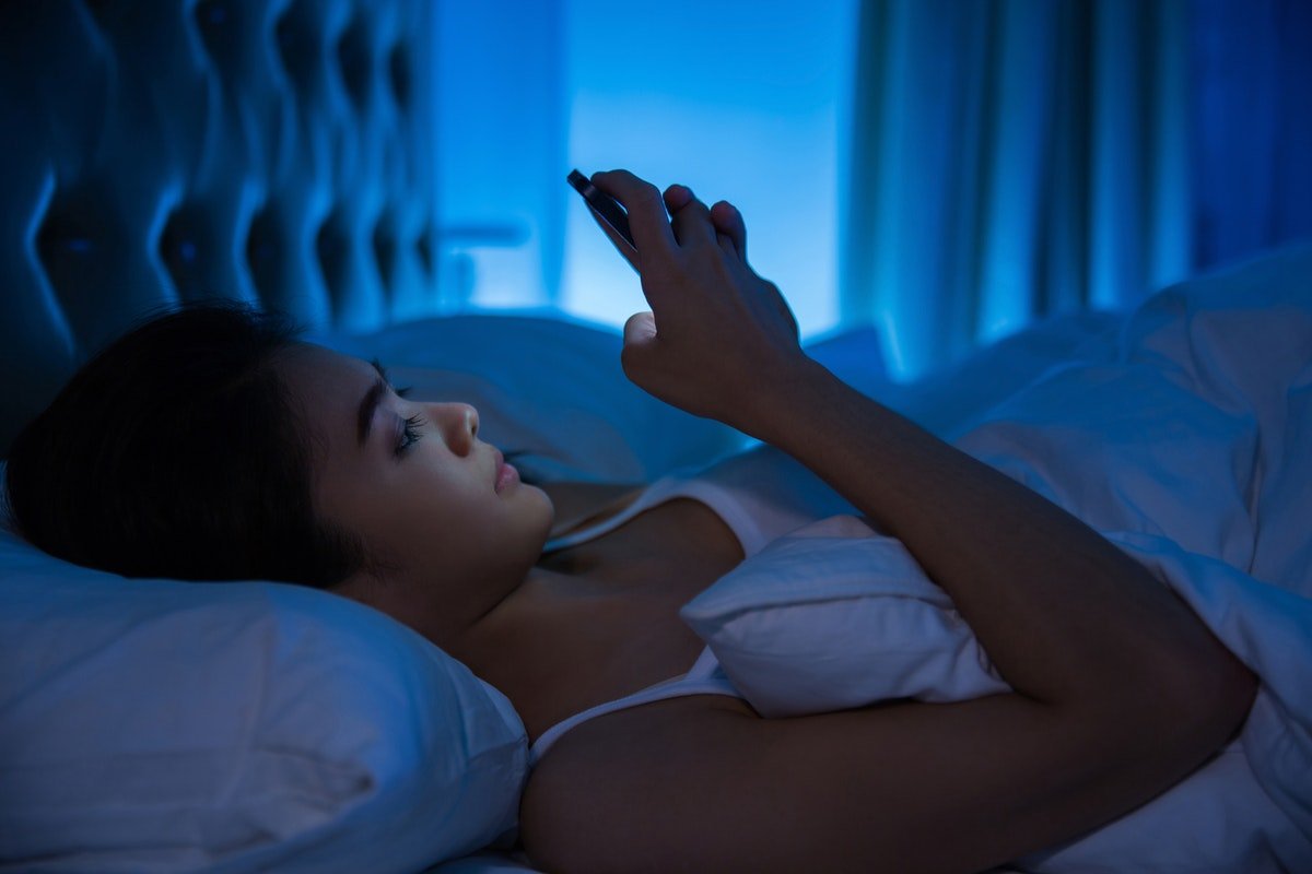 4 вещи, которые никогда не нужно делать перед сном – медики