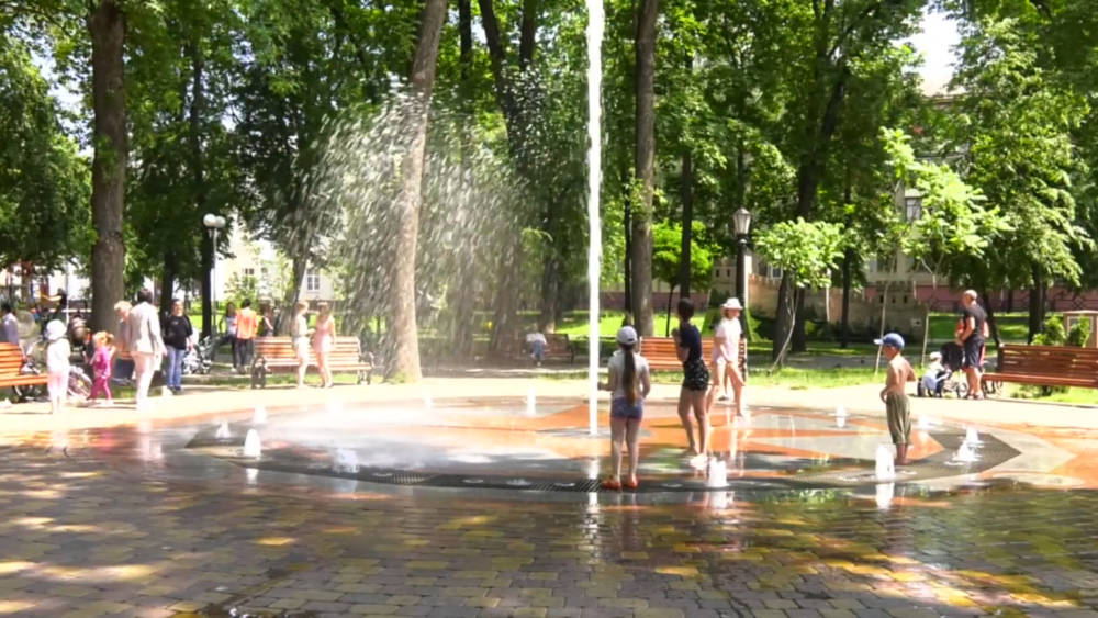 Безопасна ли для здоровья людей вода в фонтане гомельского сквера Громыко?