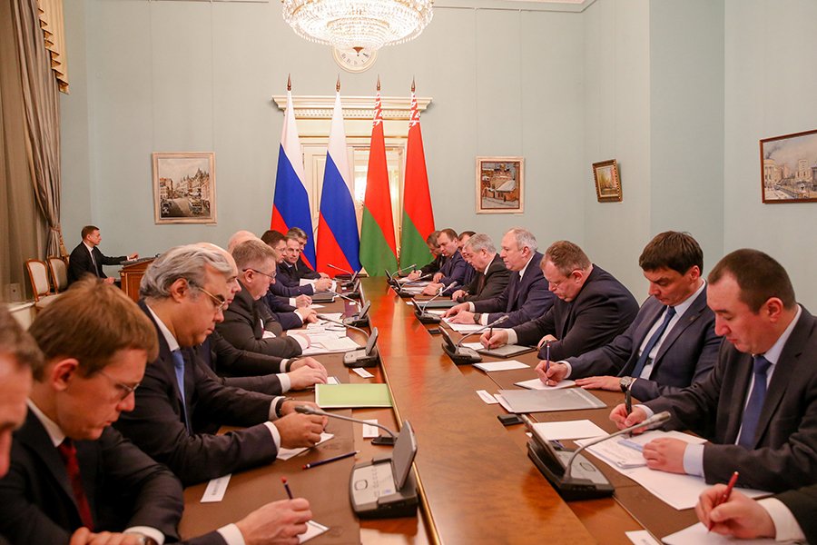Премьер-министры Беларуси и России намерены подписать пакет документов в энергетической сфере