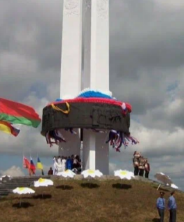 Украина готовится к демонтажу памятника «Три сестры» в Гомельской области