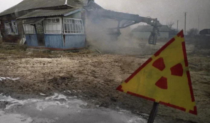 грязная атомная бомба выгодна именно Киеву